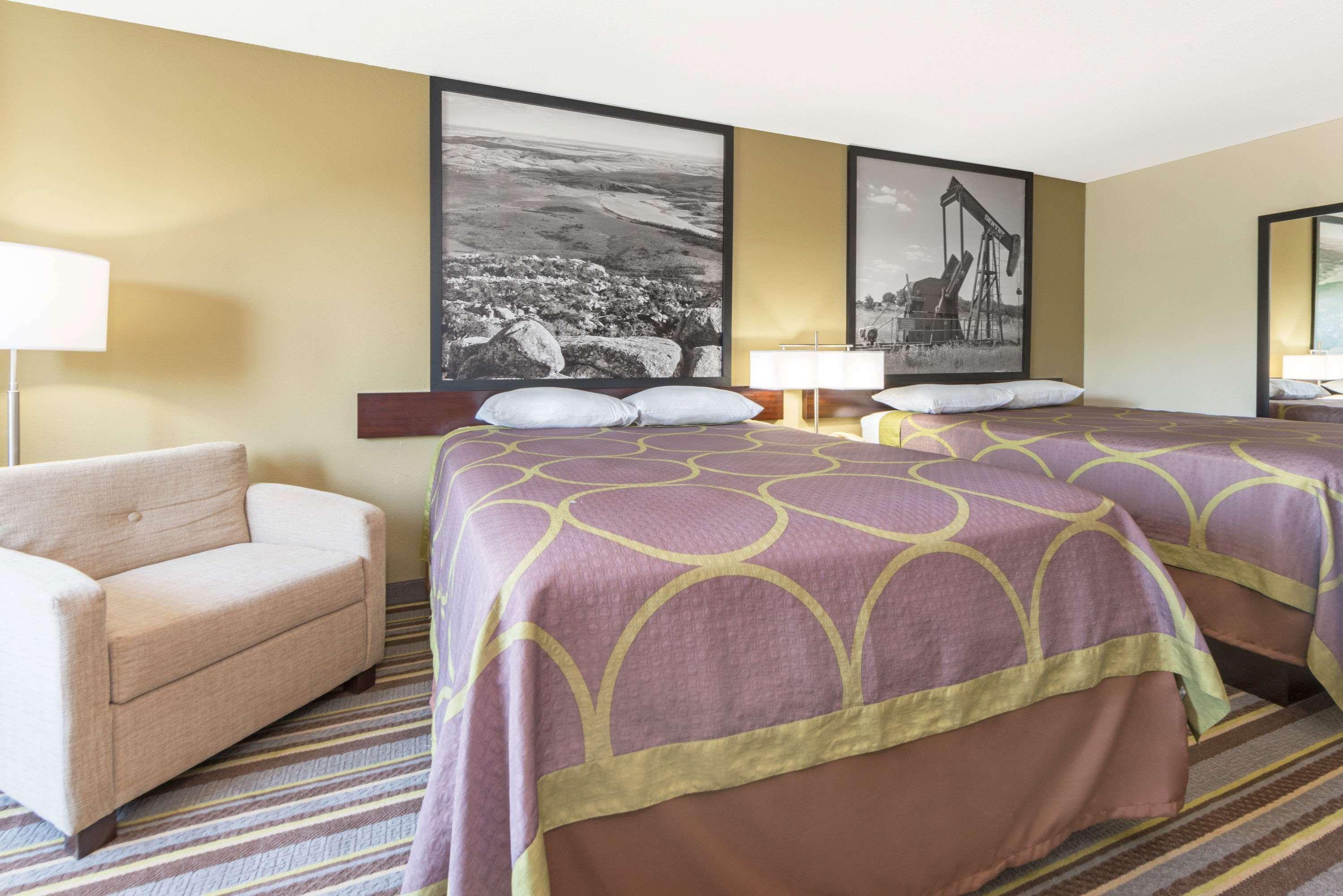 Hotel Super 8 By Wyndham Perry Zewnętrze zdjęcie